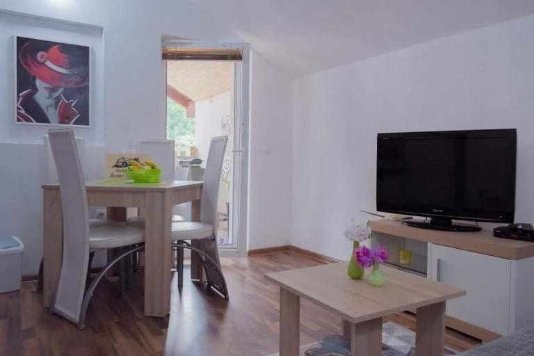 Apartment Dil Kulen Vakuf Dış mekan fotoğraf